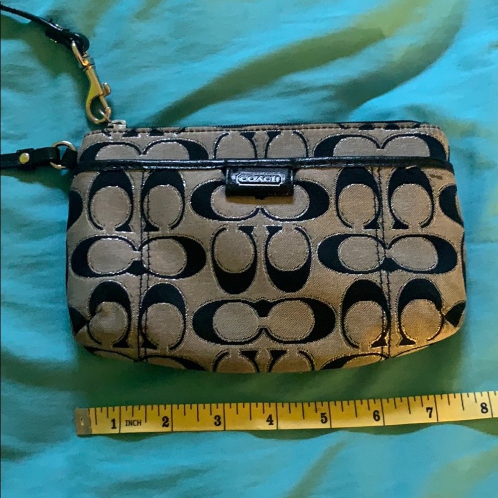 Wristlet